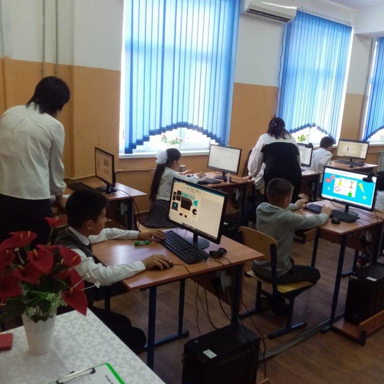 Альфа-балалар  цифрлық әлемде