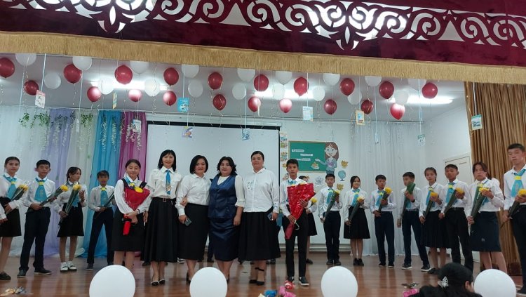 Ұстаздар күні!